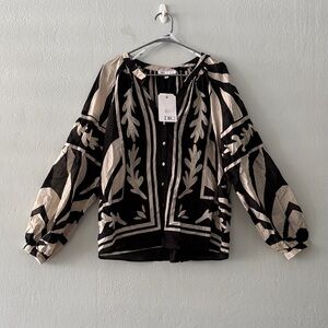 DR2 Women's Black and Cream Leaf Pattern Blouse